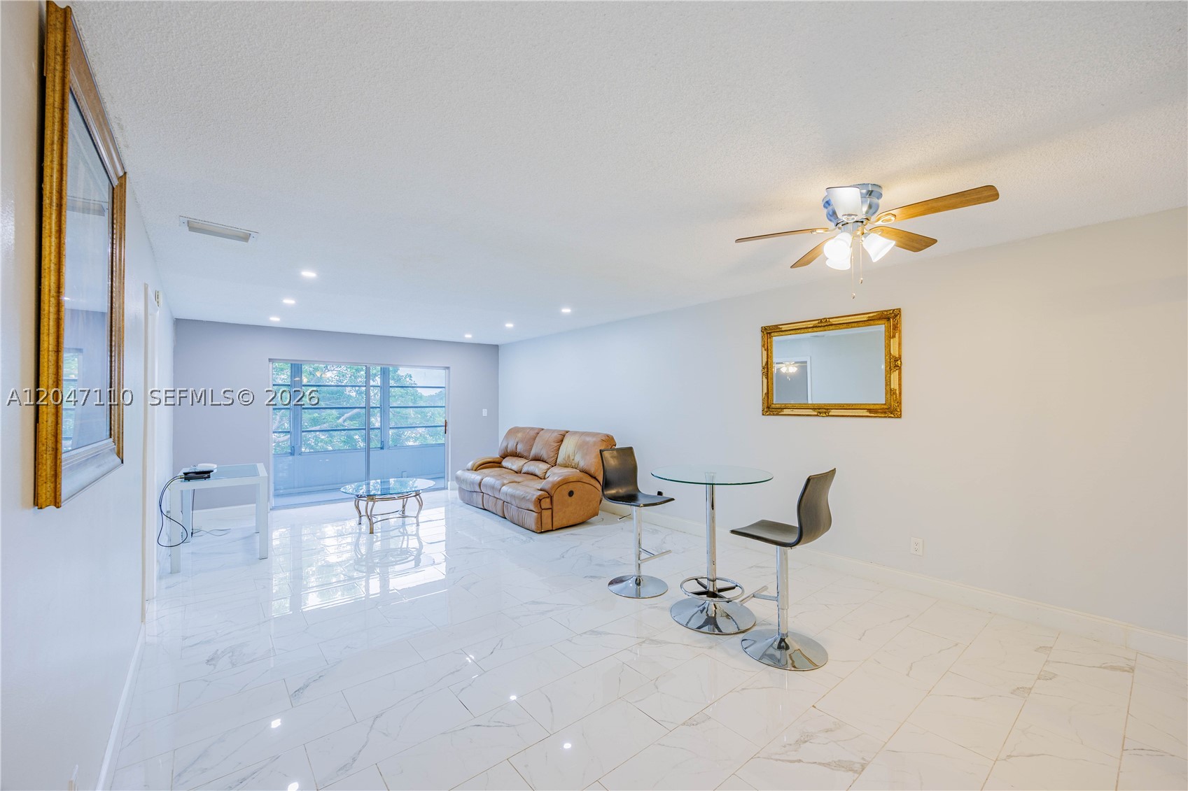 OAKBROOK I CONDO - Residential