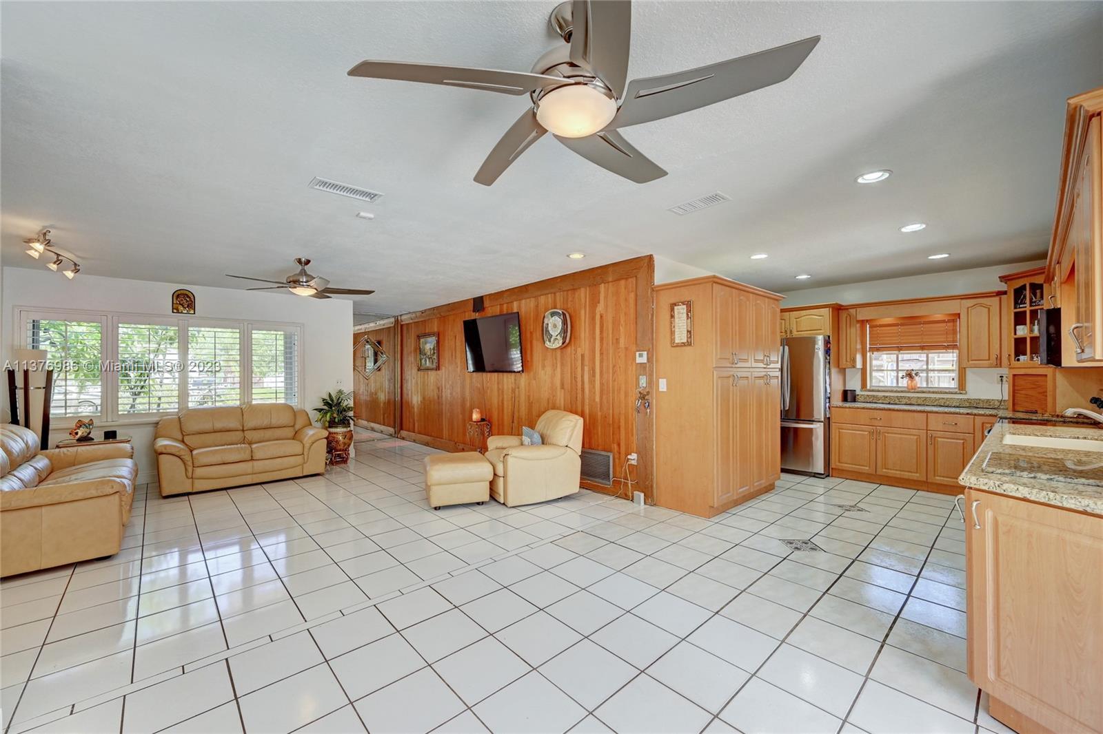BOULEVARD HEIGHTS SECTION - Residential