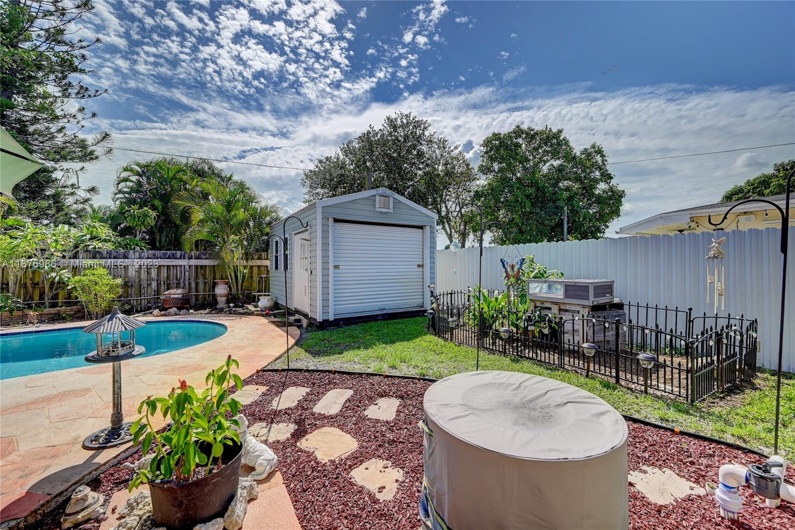 BOULEVARD HEIGHTS SECTION - Residential