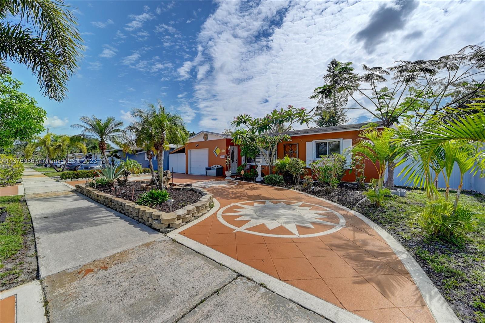 BOULEVARD HEIGHTS SECTION - Residential