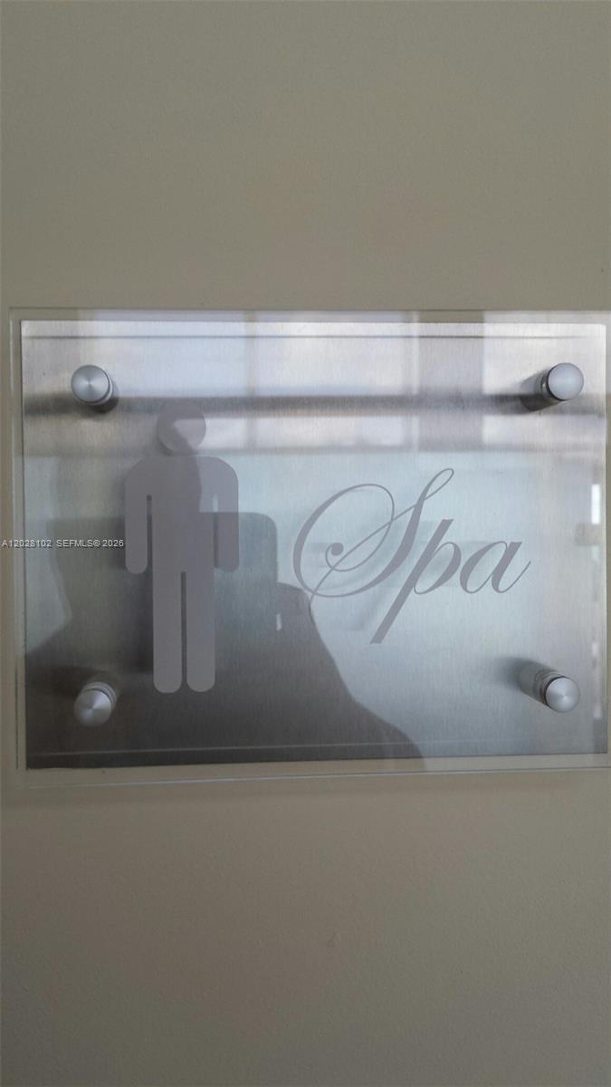BLUE DIAMOND CONDO - Residential