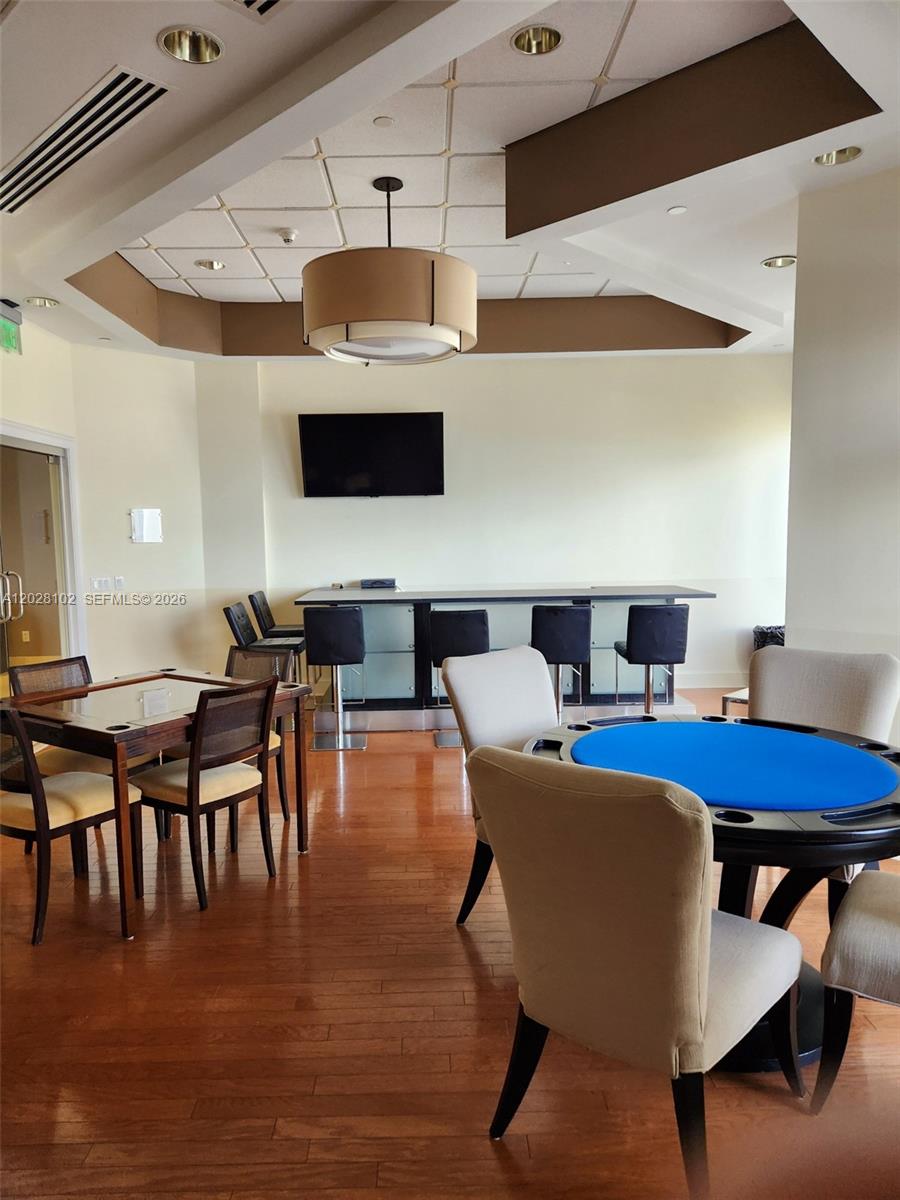 BLUE DIAMOND CONDO - Residential