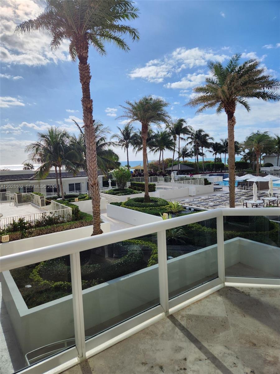 BLUE DIAMOND CONDO - Residential