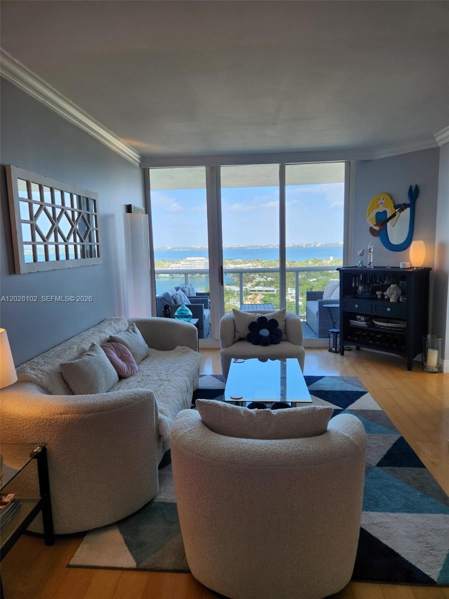 BLUE DIAMOND CONDO - Residential