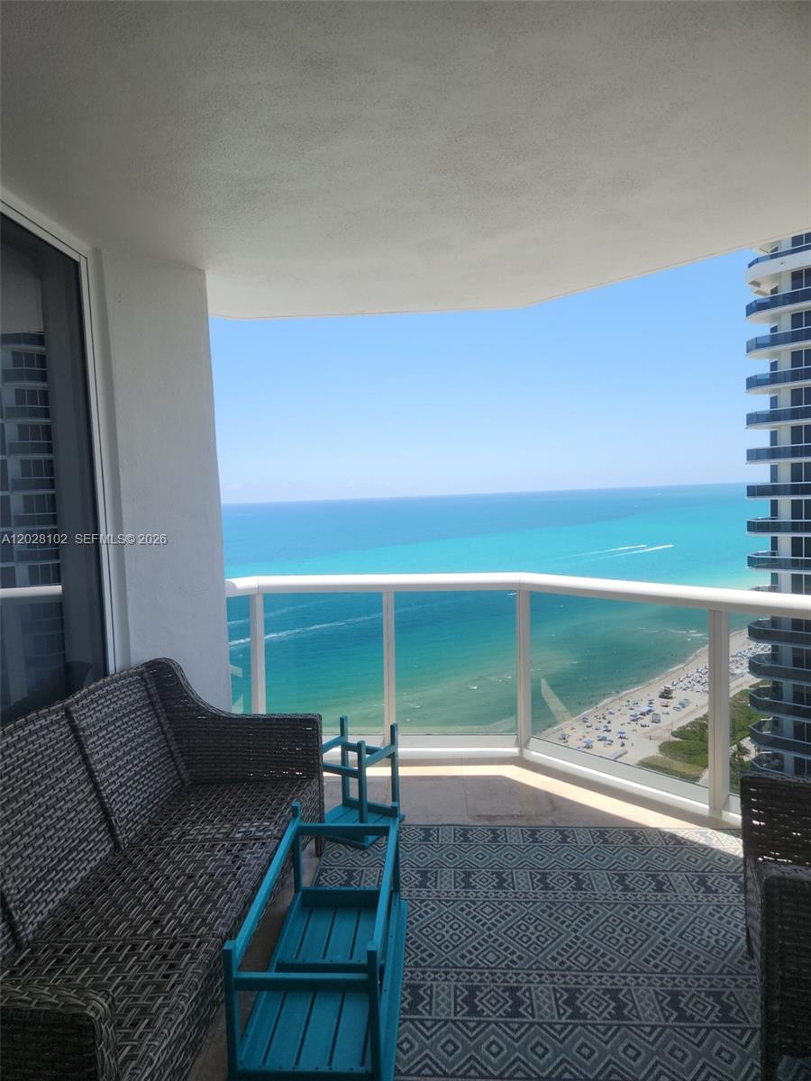 This unit has 2 car parking spaces tendered. Blue and Green Diamond Condo Towers are located on Miami Beach. The towers are between the thIS Atlantic Ocean and Indian Creek, alluring for boat-savvy residents. Known for its spectacular views of the ocean, the Intracoastal, and the twinkling Miami skyline, Miami is the best of Miami to call home. Amenities: Discreet personal Front Desk /Concierge services/ Mail & package room/24-hour security system/24-hour security and guarded gatehouse/ Indoor parking with 24-hour valet service/ 5 high-speed elevators/large ocean-side swimming pool with cascade; two hot tubs; children’s pool/ Gyms, spa, hair salon, and Beach Service, Beautiful landscaping throughout/ Two lighted tennis courts. Distinguished by the jeweled domes that light up in blue and green at night, this 2-bedroom has a DEN that can serve as an office, bedroom, or guest​​‌​​​​‌​‌​​​‌‌​​​‌‌‌​​‌​​‌‌​​​​ room.
