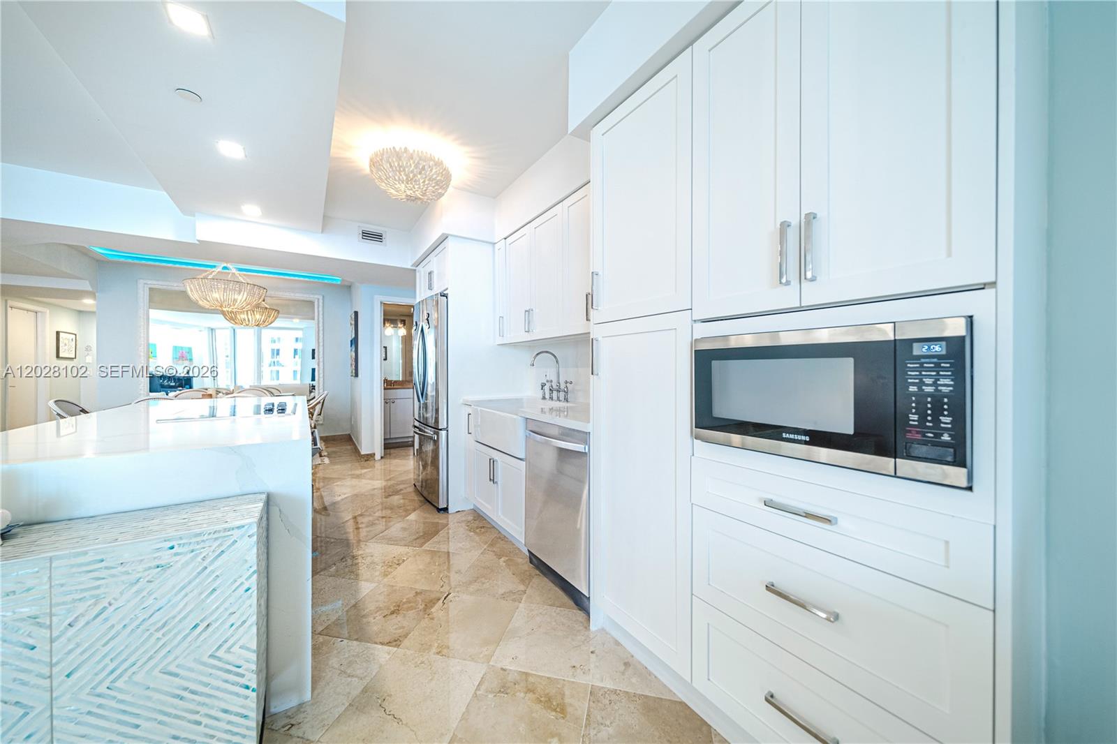 BLUE DIAMOND CONDO - Residential