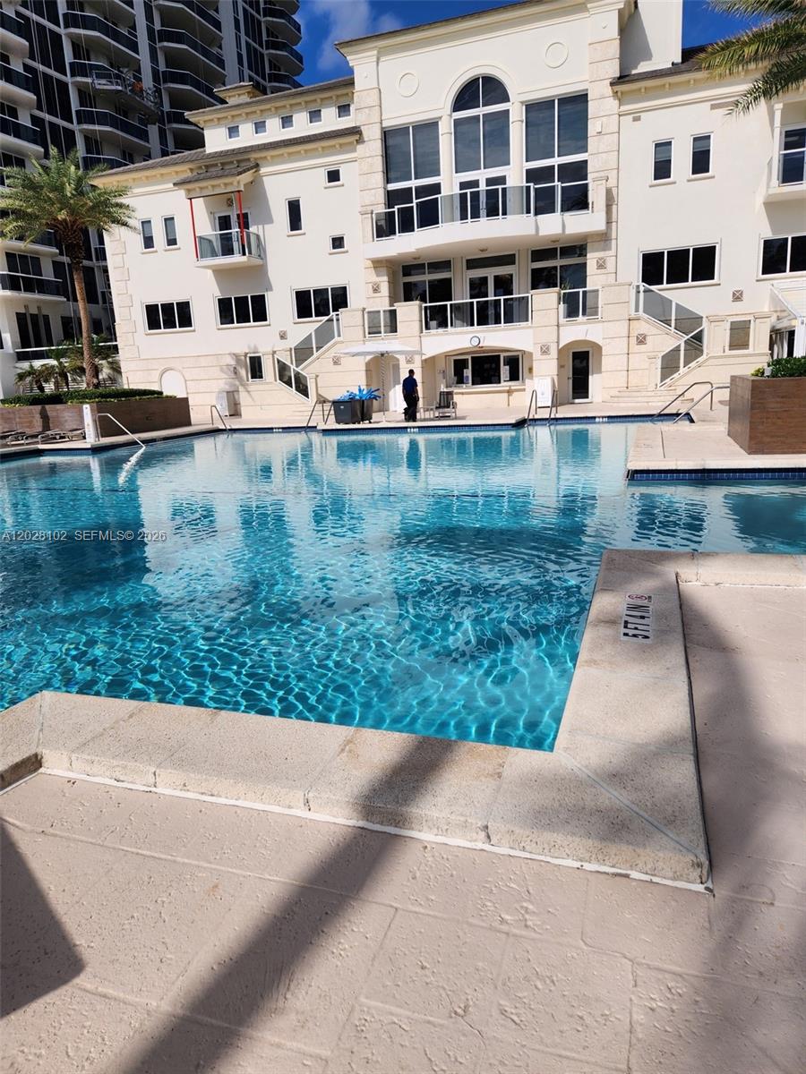 BLUE DIAMOND CONDO - Residential