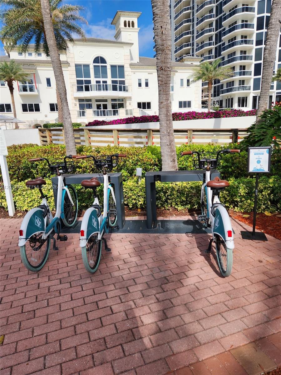 BLUE DIAMOND CONDO - Residential
