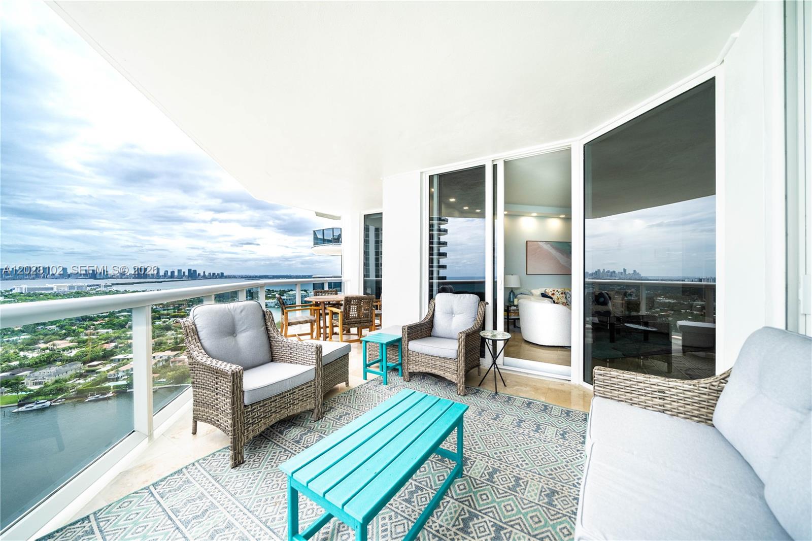 BLUE DIAMOND CONDO - Residential