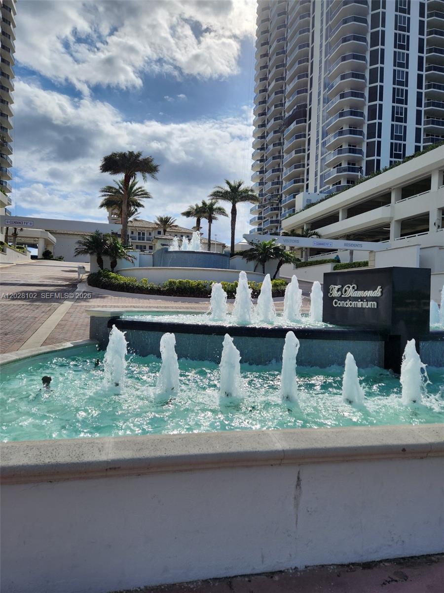 BLUE DIAMOND CONDO - Residential