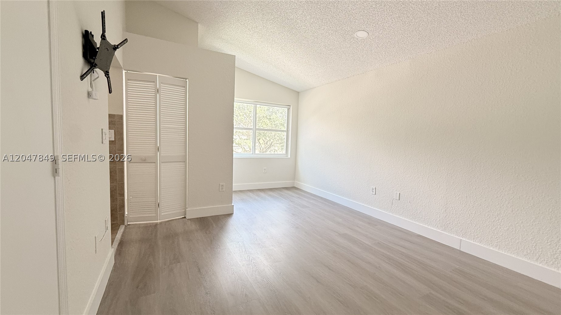 ROCK CREEK PHASE TWO - Residential