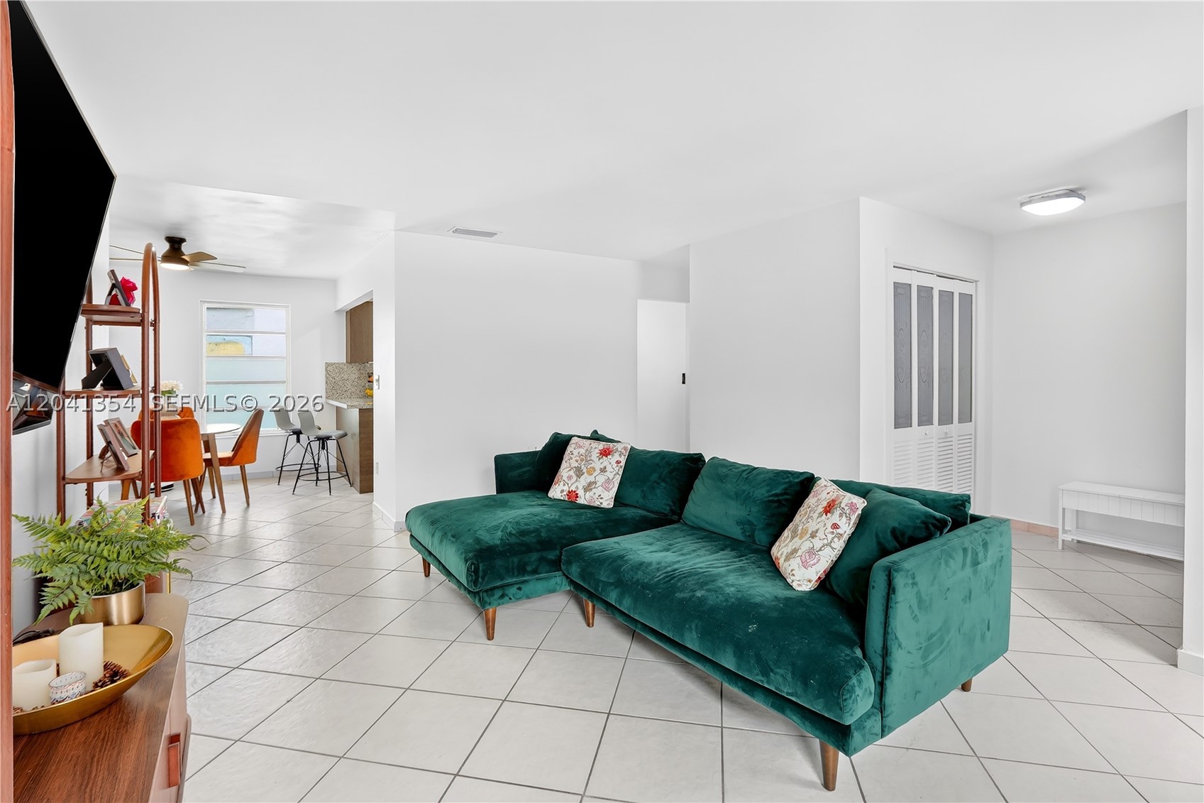 GRAPELAND HEIGHTS - Residential