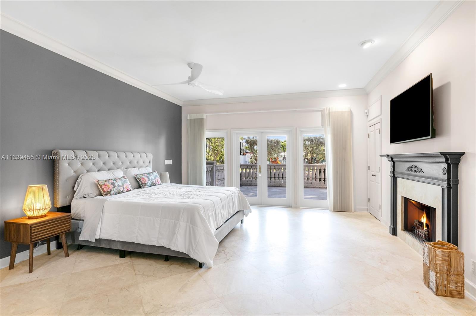 CORAL ISLES - Residential