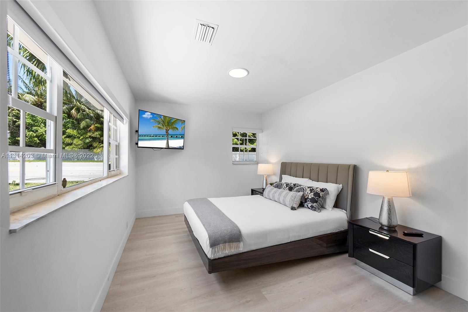 HARBOR BEACH - Residential