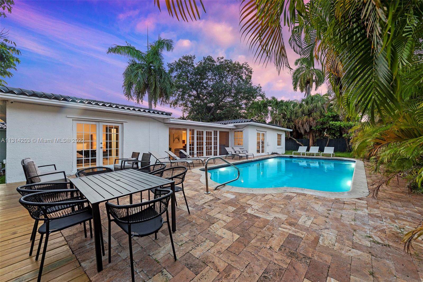 HARBOR BEACH - Residential