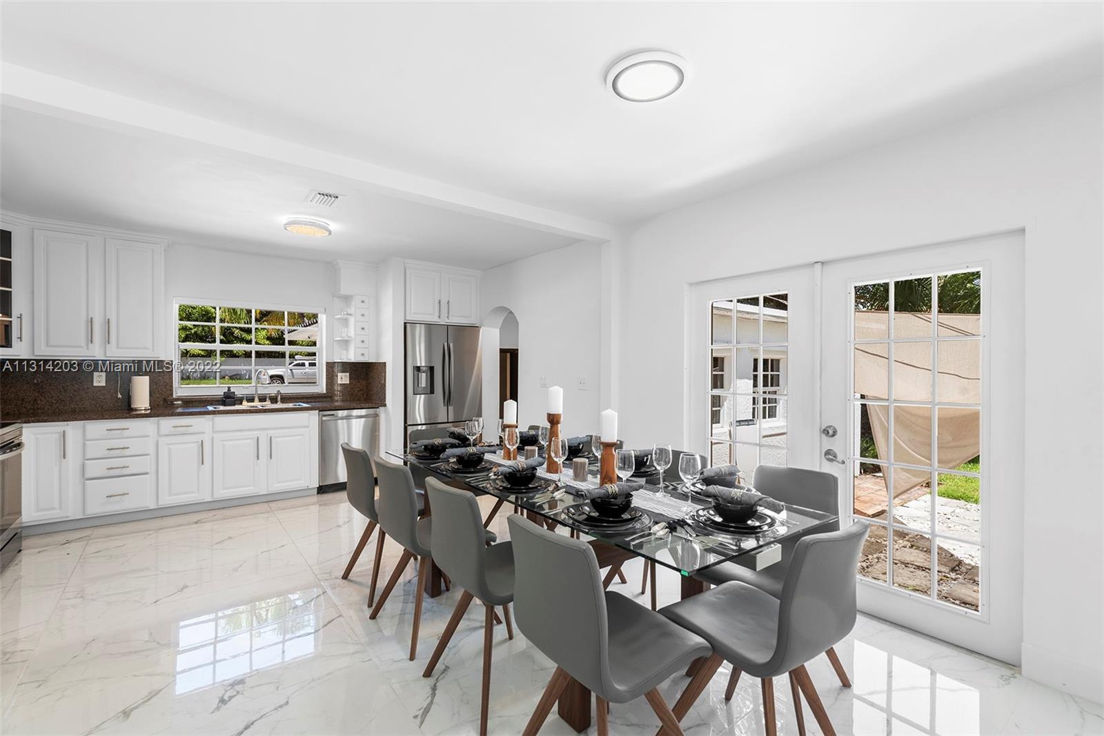 HARBOR BEACH - Residential