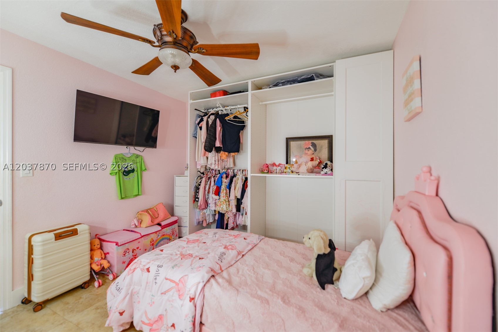 SUNNY GARDENS ESTATES I - Residential