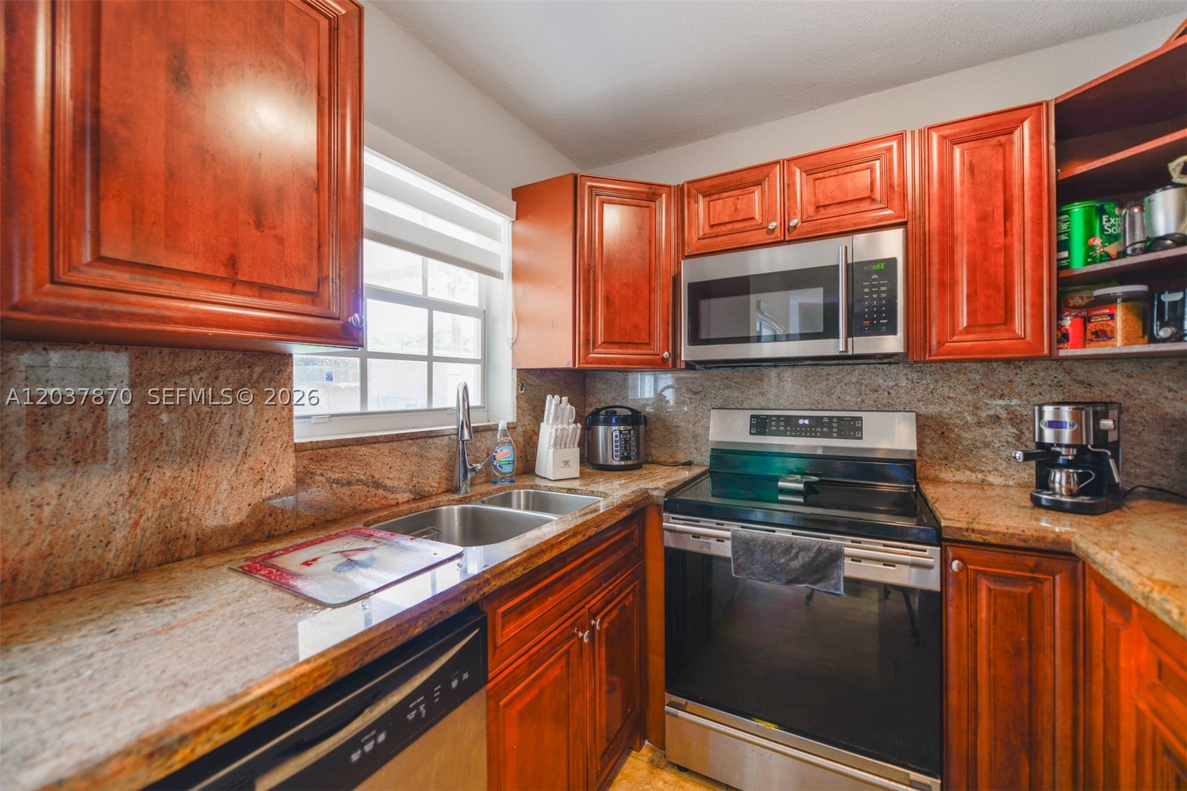 SUNNY GARDENS ESTATES I - Residential