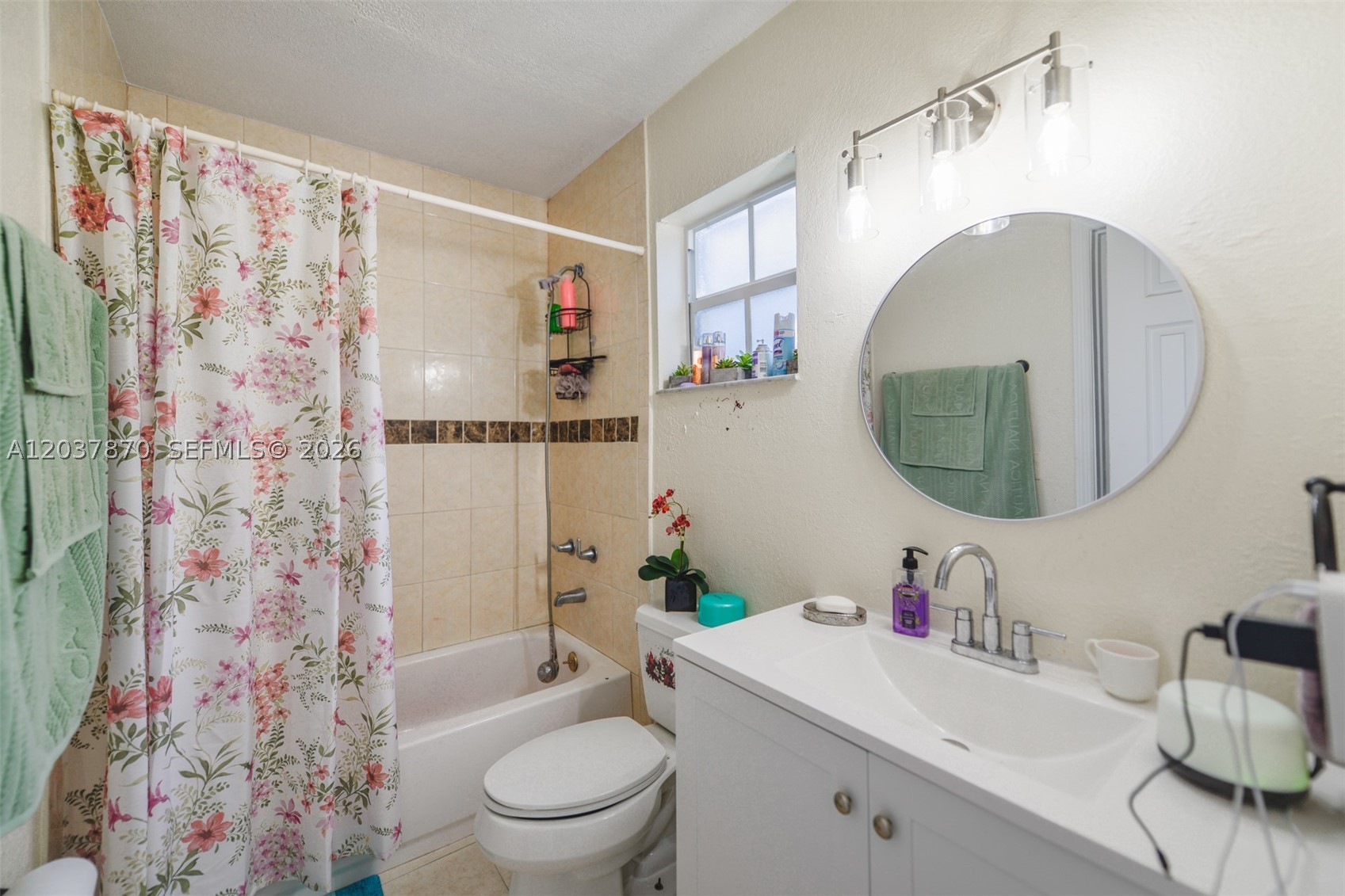 SUNNY GARDENS ESTATES I - Residential