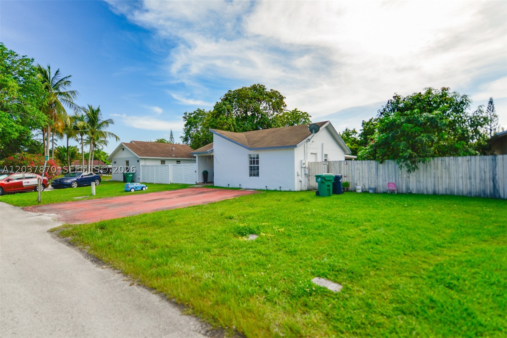 SUNNY GARDENS ESTATES I - Residential