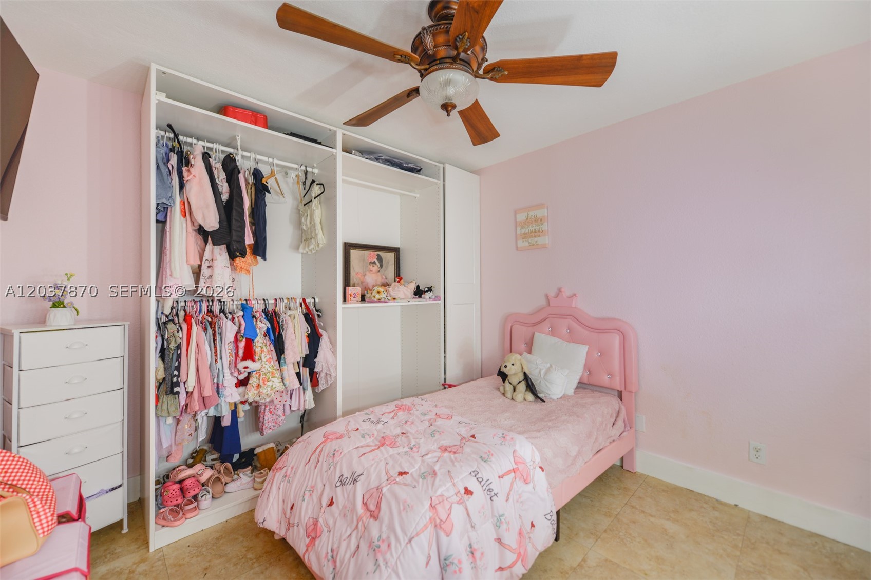 SUNNY GARDENS ESTATES I - Residential