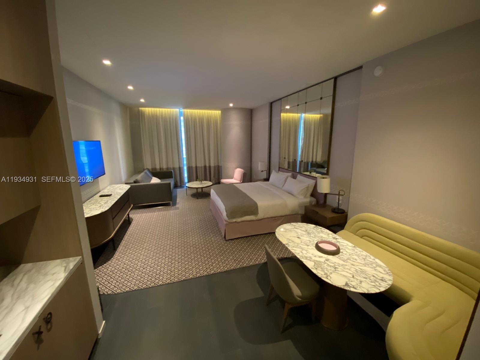 801 SMA DESIGNER SUITES C - Residential