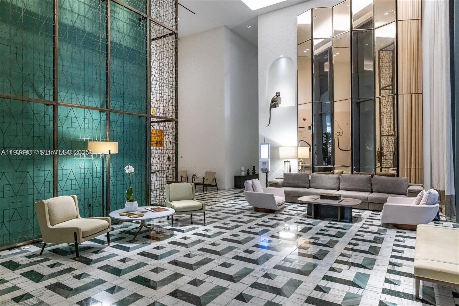801 SMA DESIGNER SUITES C - Residential