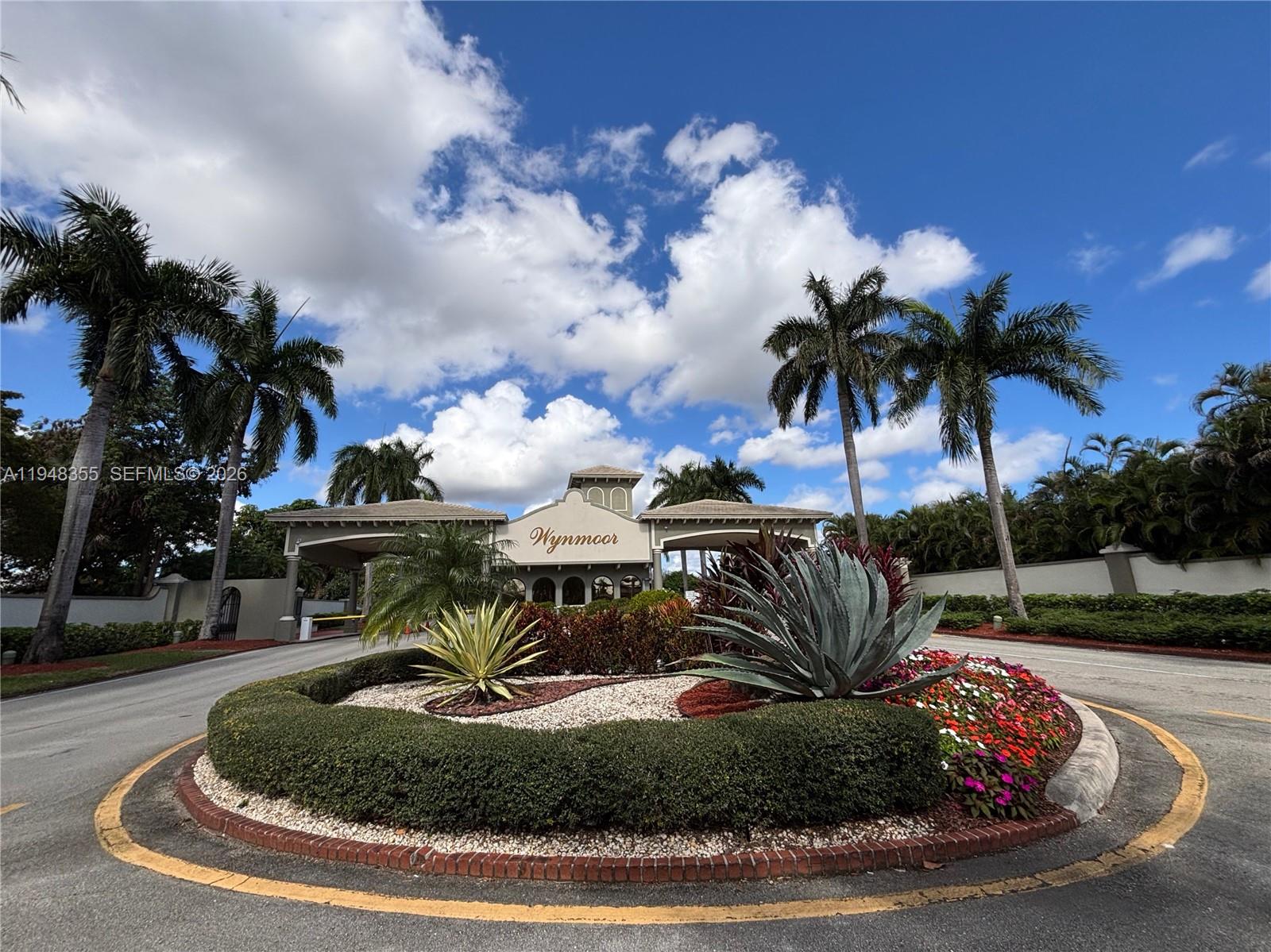 MARTINIQUE VILLAGE I COND - Residential