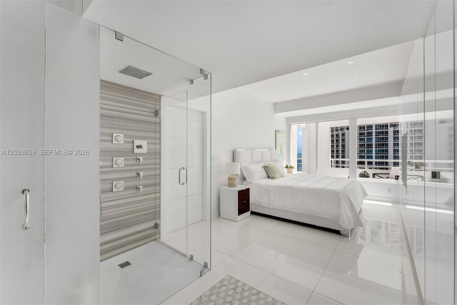 SOUTH POINTE TOWERS CONDO - Residential