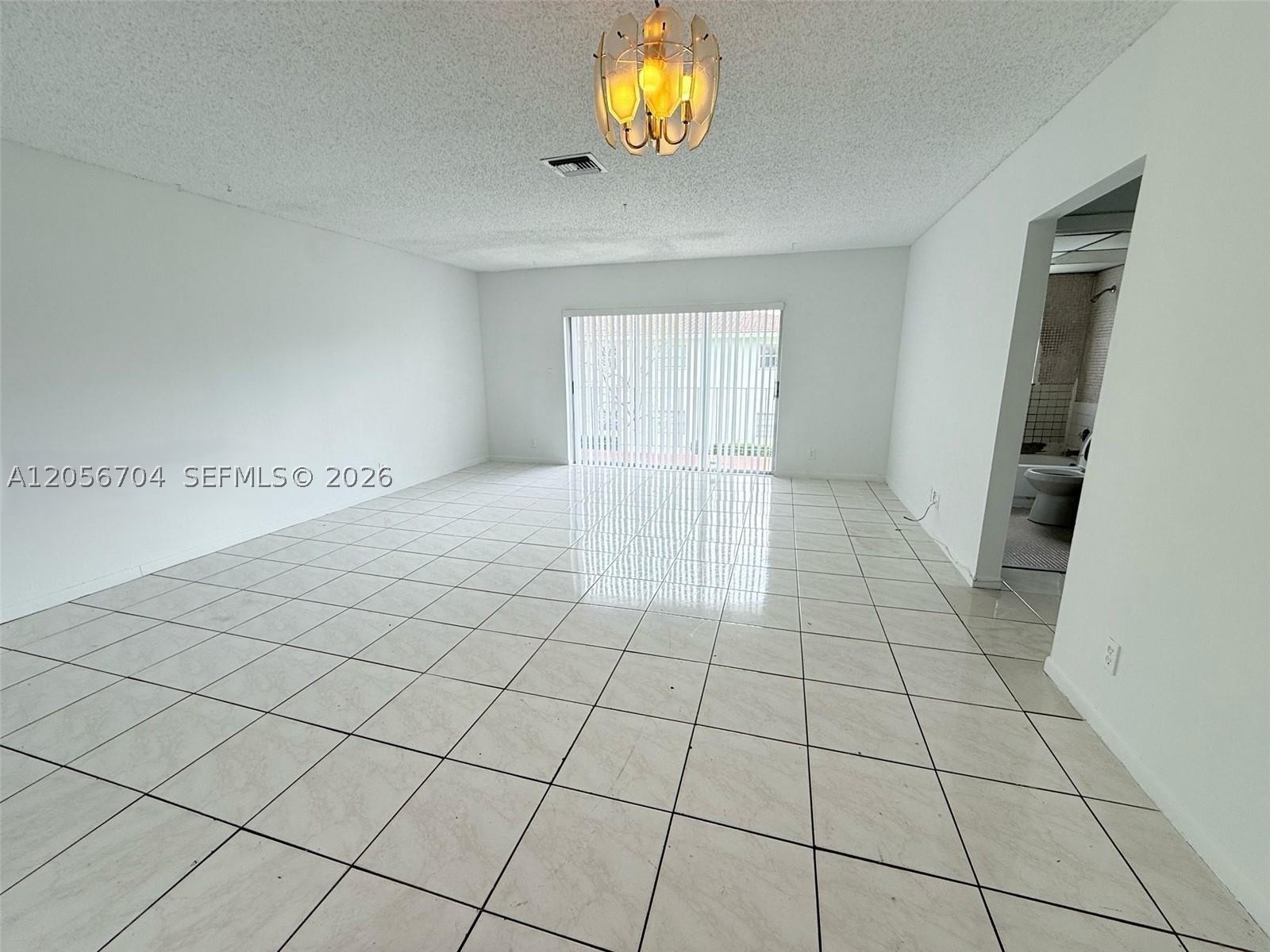 VILLAS AT CORAL SPRINGS - Residential Lease