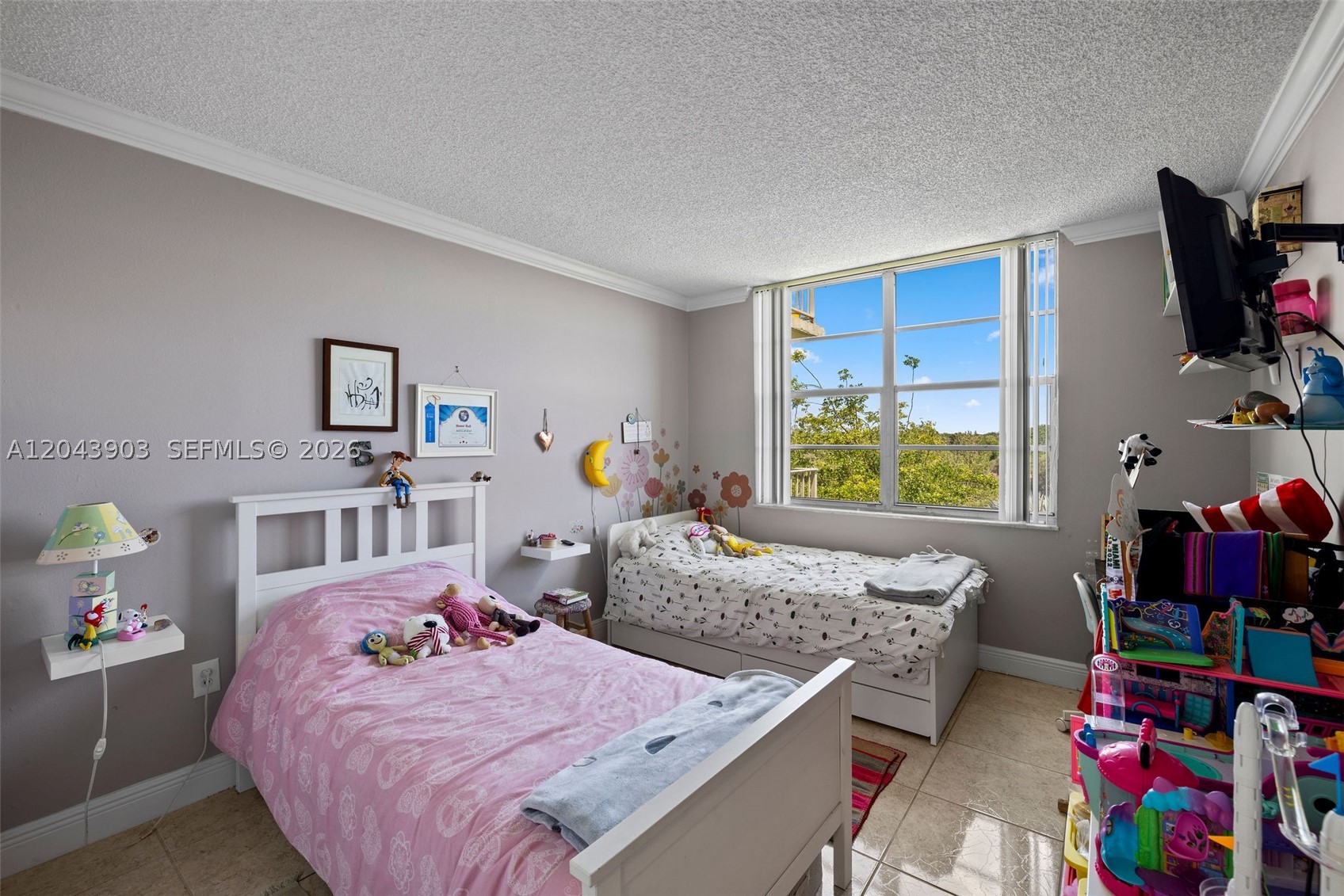 VILLAGE AT THE FALLS COND - Residential Lease
