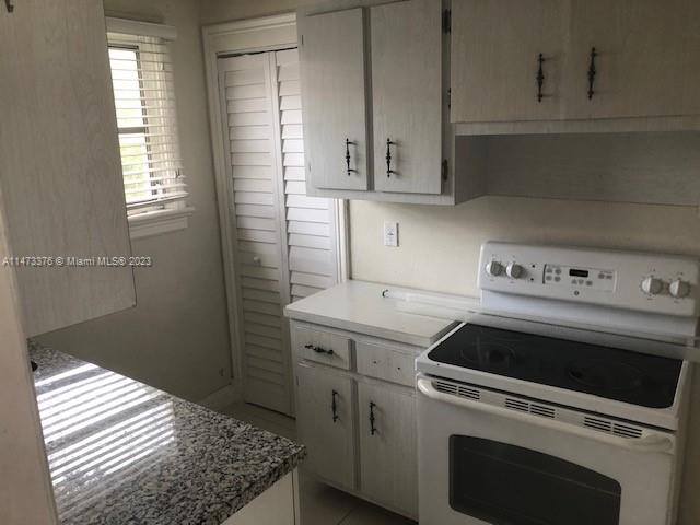 C GAB DOUGLAS SEC - Residential Lease