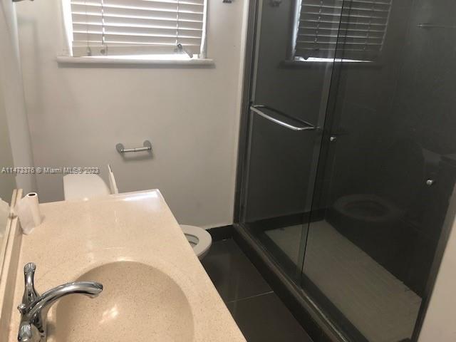 C GAB DOUGLAS SEC - Residential Lease