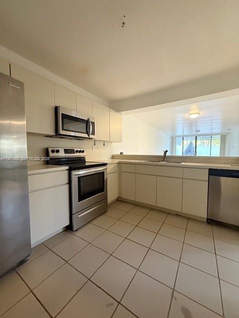 CALUSA POINT - Residential