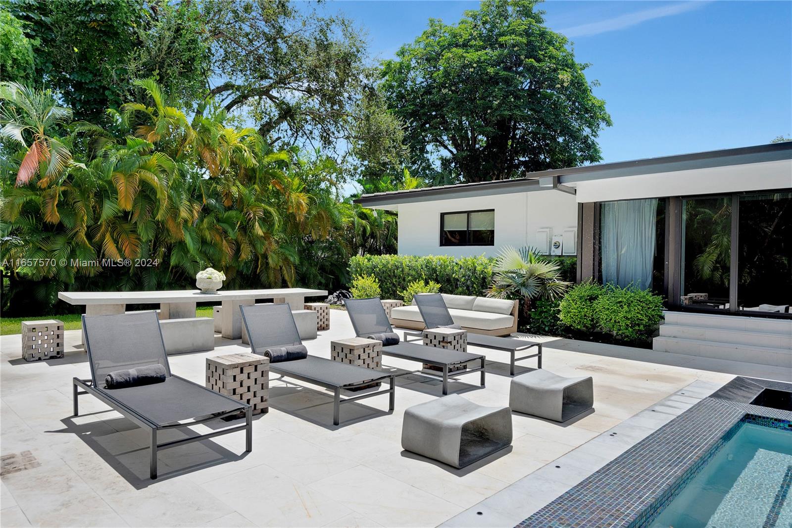 HELMS COUNTRY ESTATES RE- - Residential