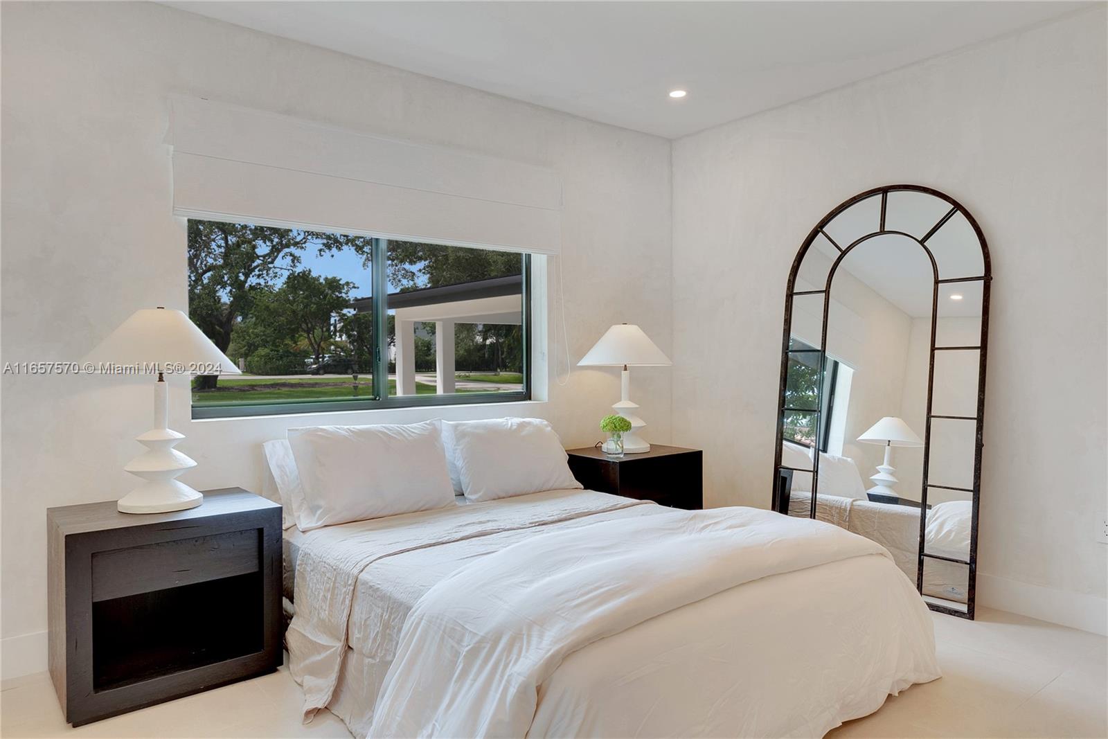 HELMS COUNTRY ESTATES RE- - Residential