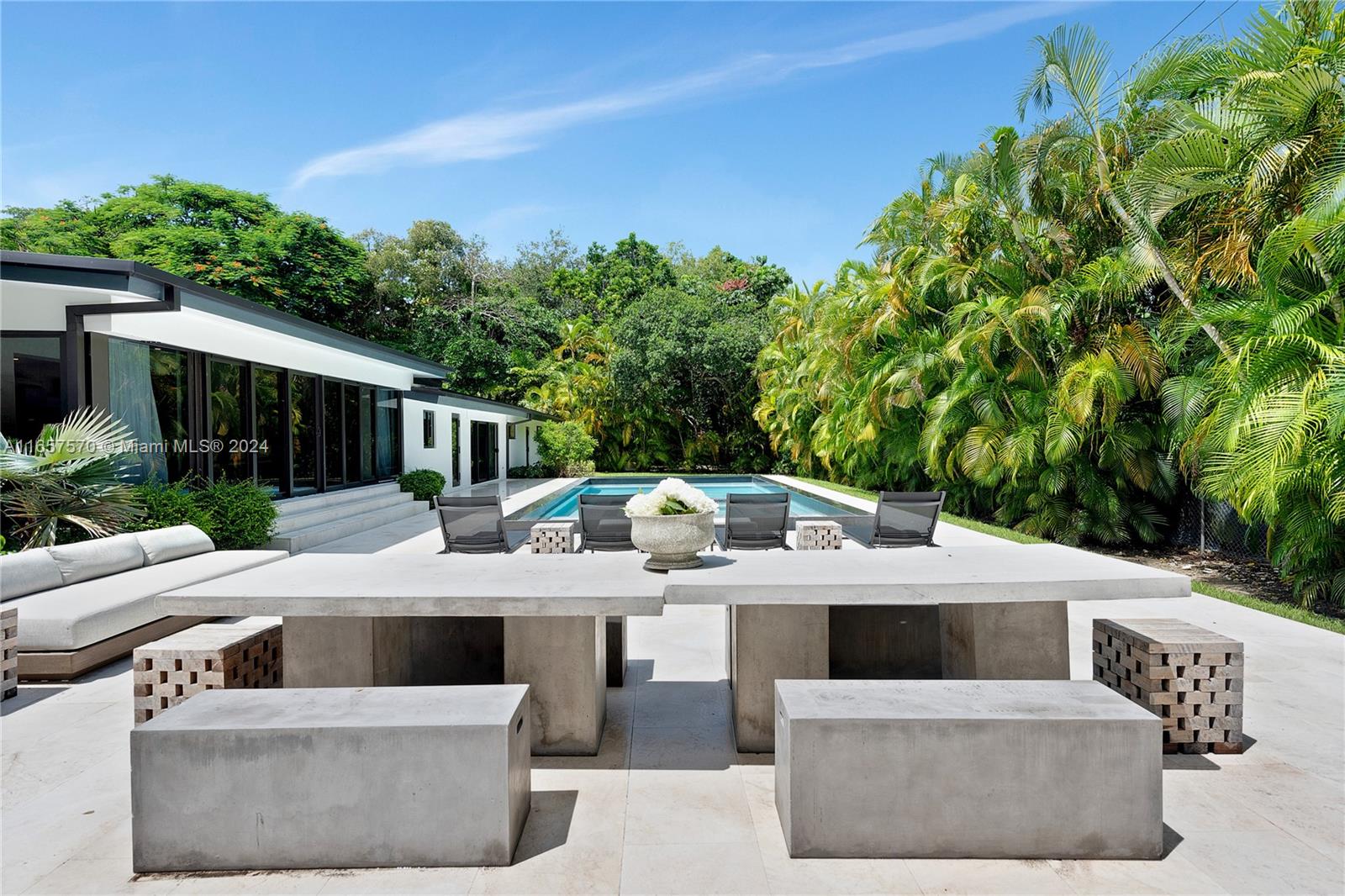 HELMS COUNTRY ESTATES RE- - Residential