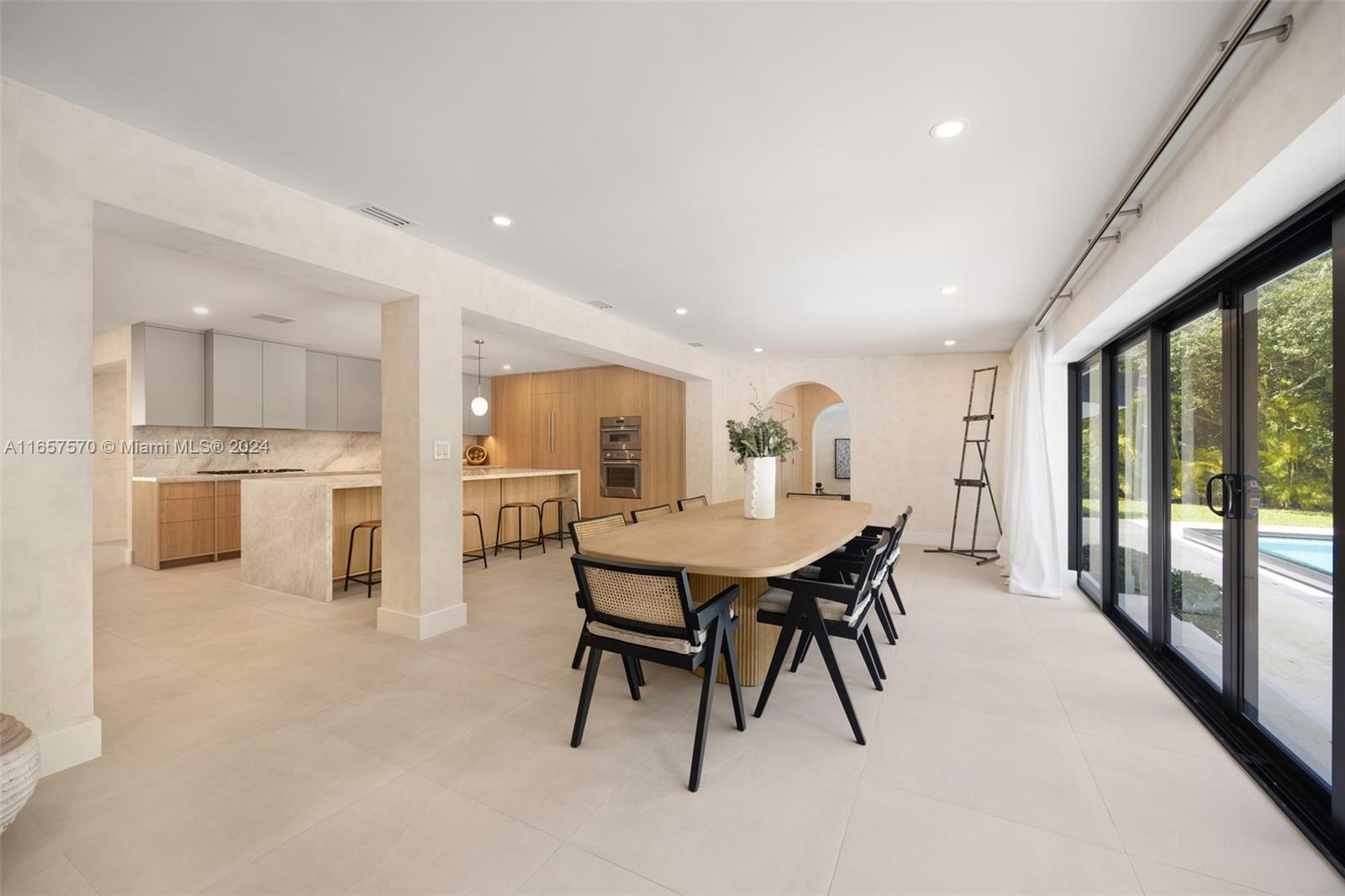 HELMS COUNTRY ESTATES RE- - Residential