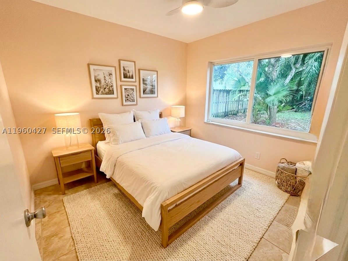 KILLIAN PINES 1ST ADDN - Residential