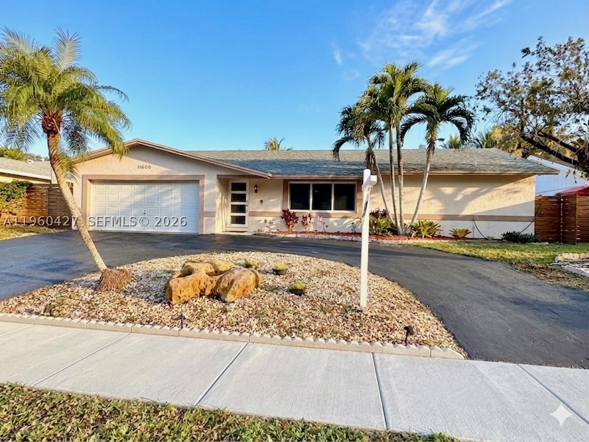 KILLIAN PINES 1ST ADDN - Residential