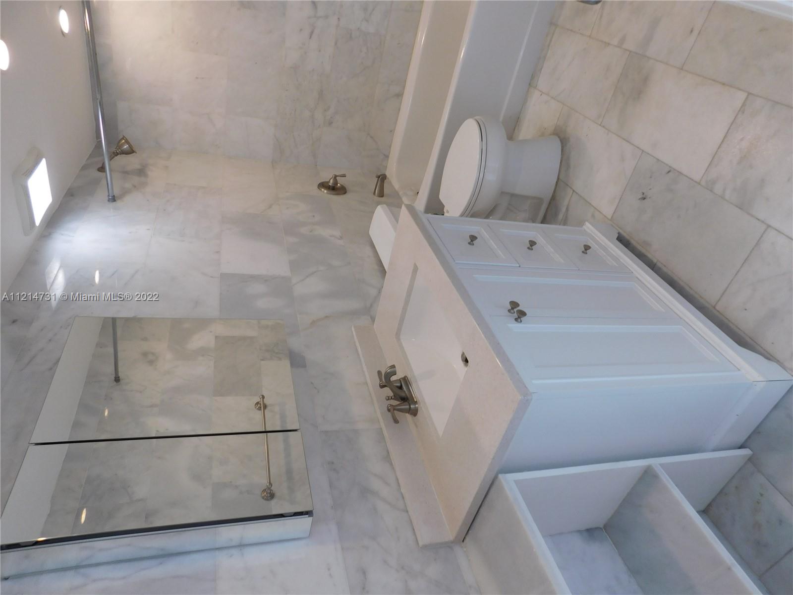 PALM VIEW SUB - Residential Lease