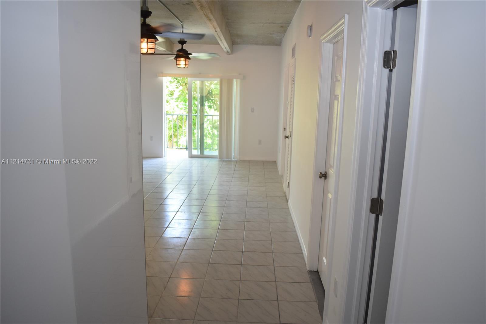 PALM VIEW SUB - Residential Lease