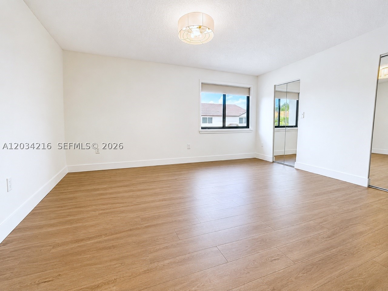 WEST ESPLANADE - Residential