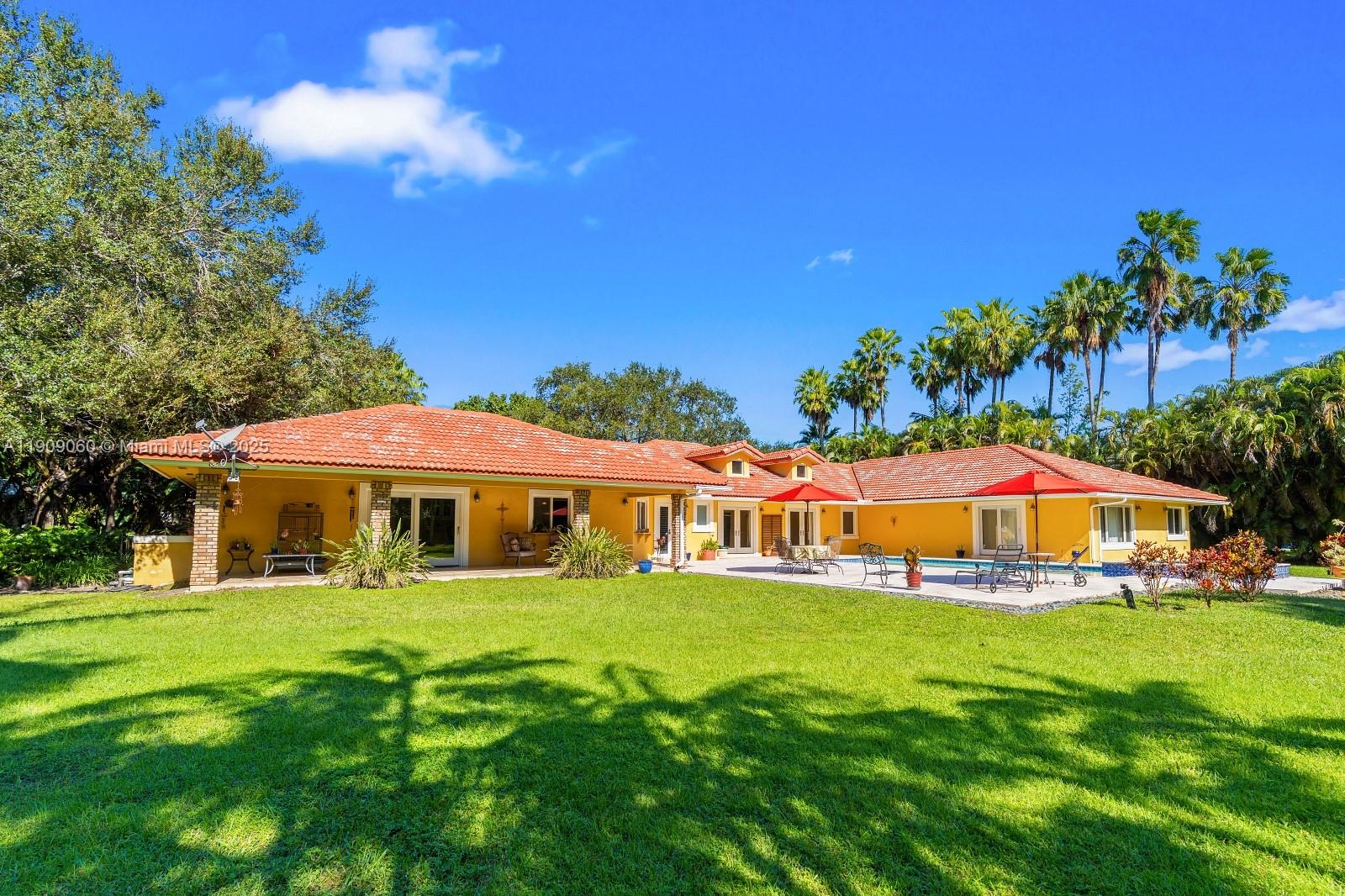 HALLMARK HEIGHTS ESTATES - Residential