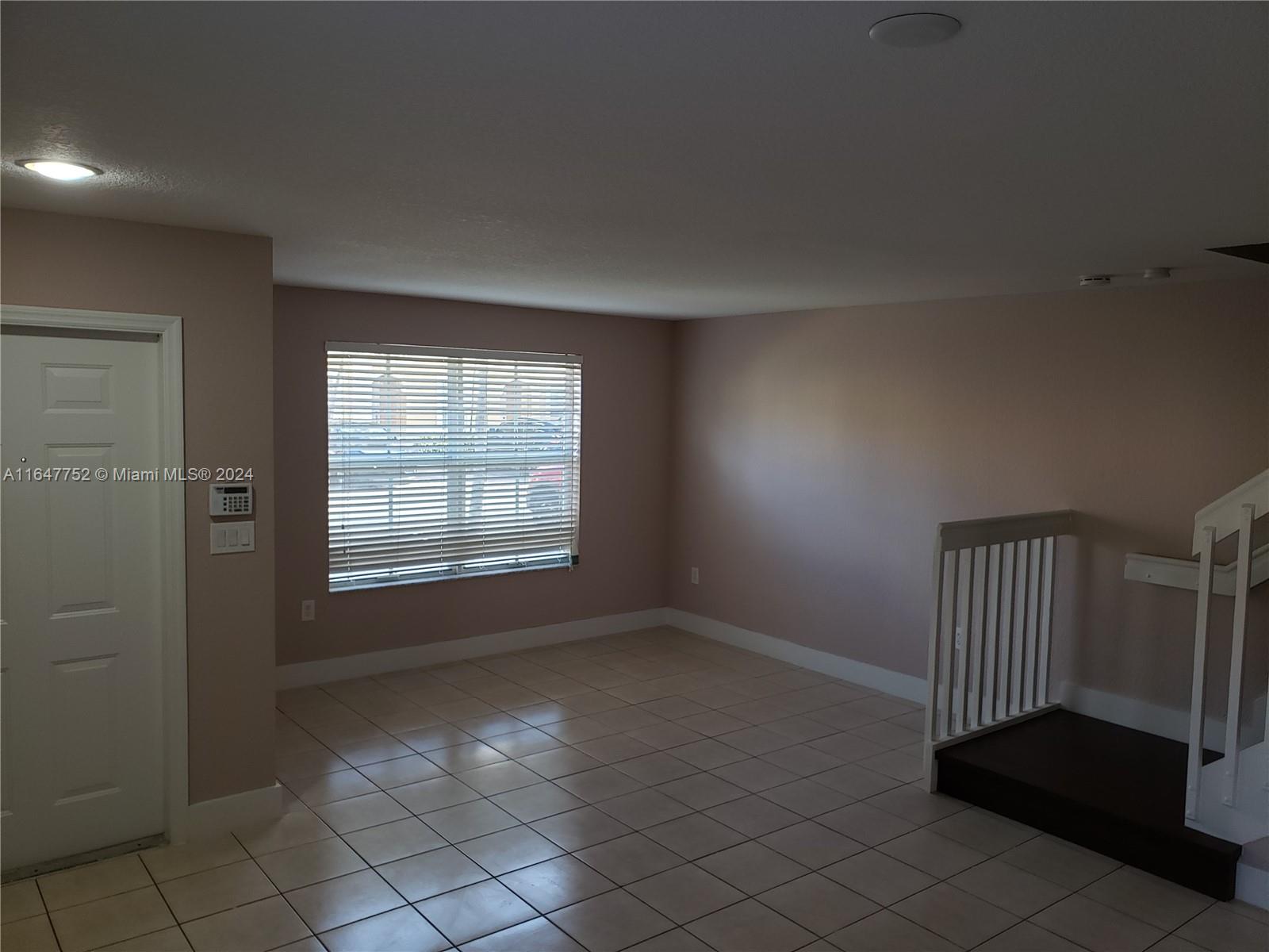 MELROSE POINT CONDO - Residential Lease