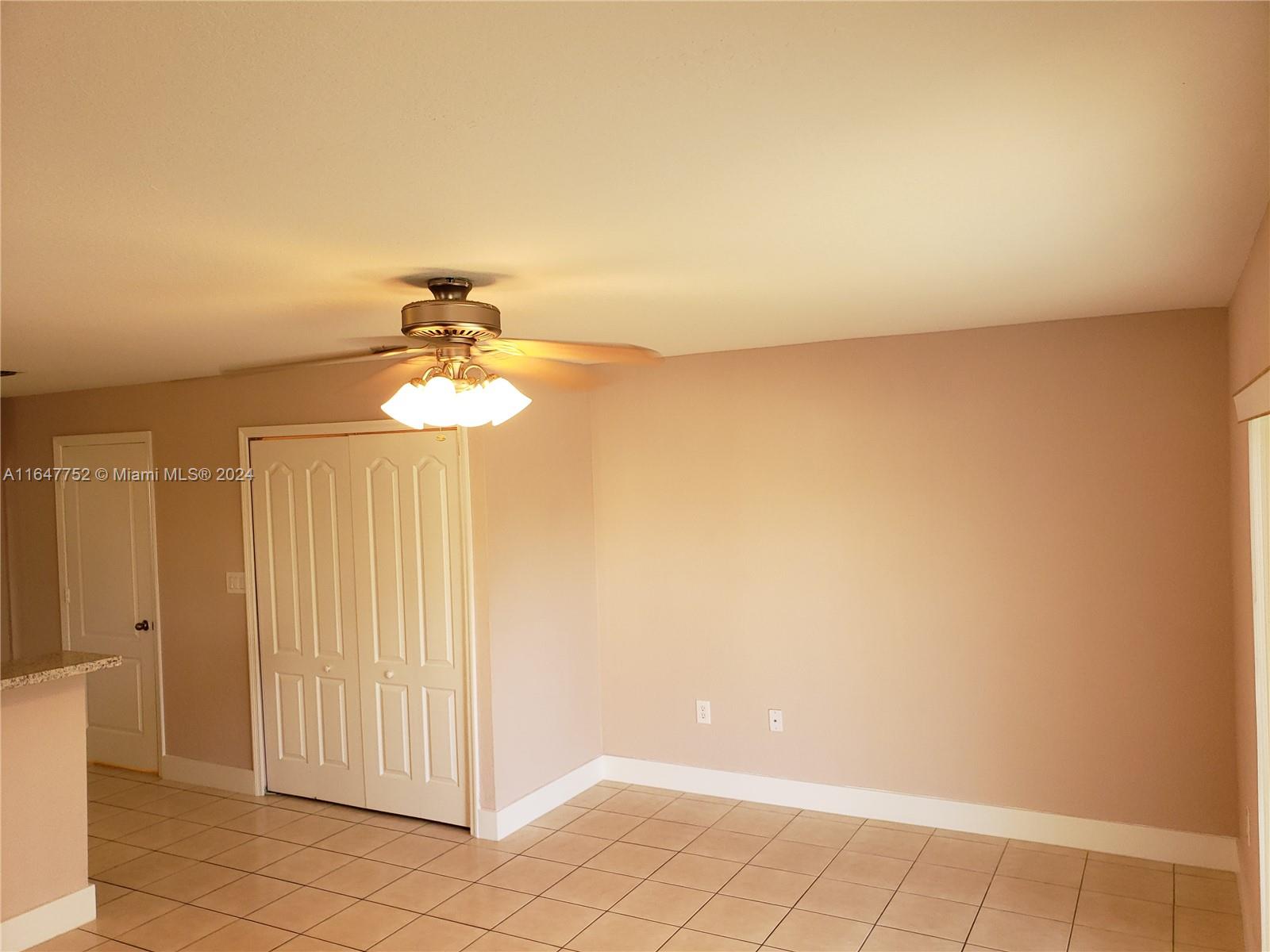MELROSE POINT CONDO - Residential Lease
