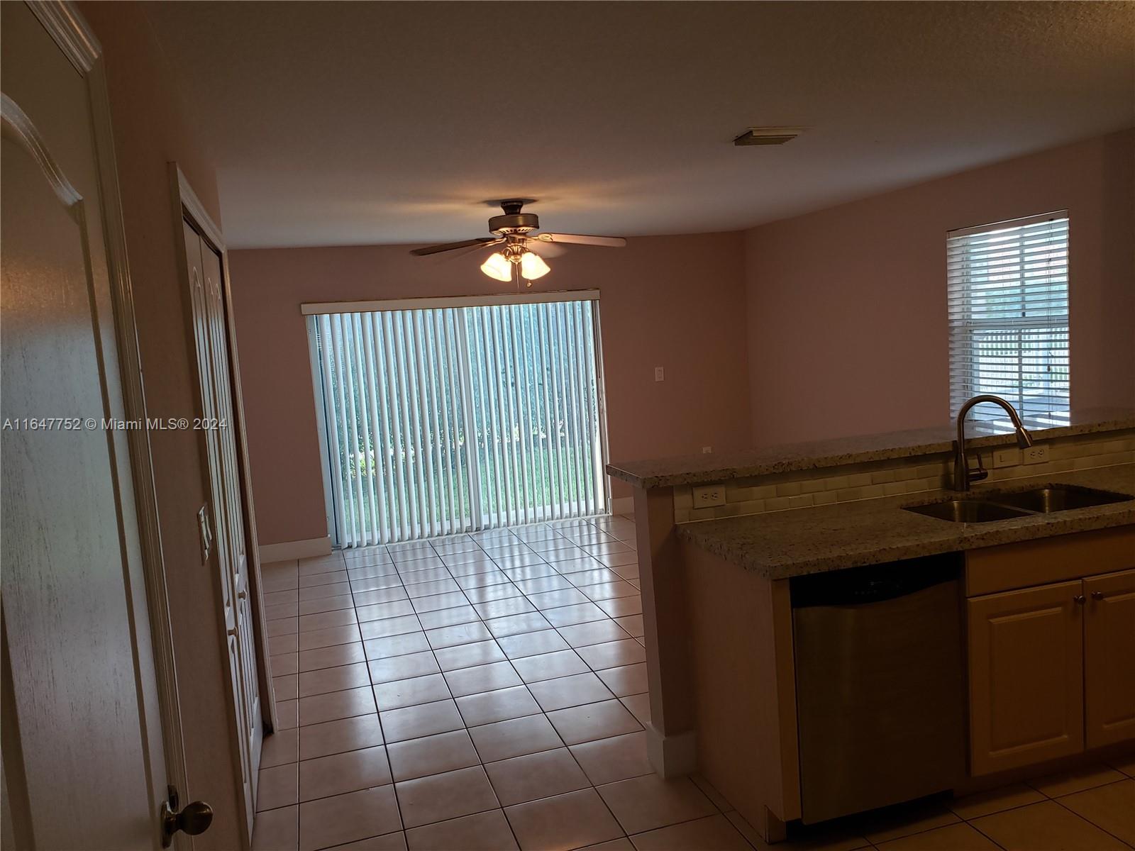 MELROSE POINT CONDO - Residential Lease