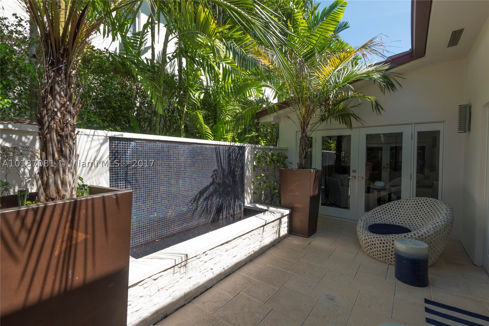 HIBISCUS ISLAND - Residential