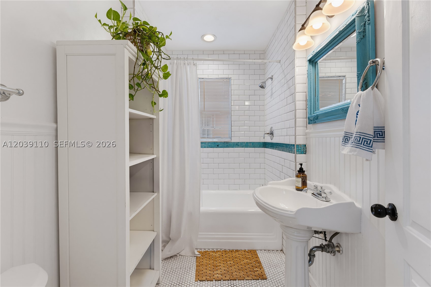 CORAL WAY SEC C - Residential