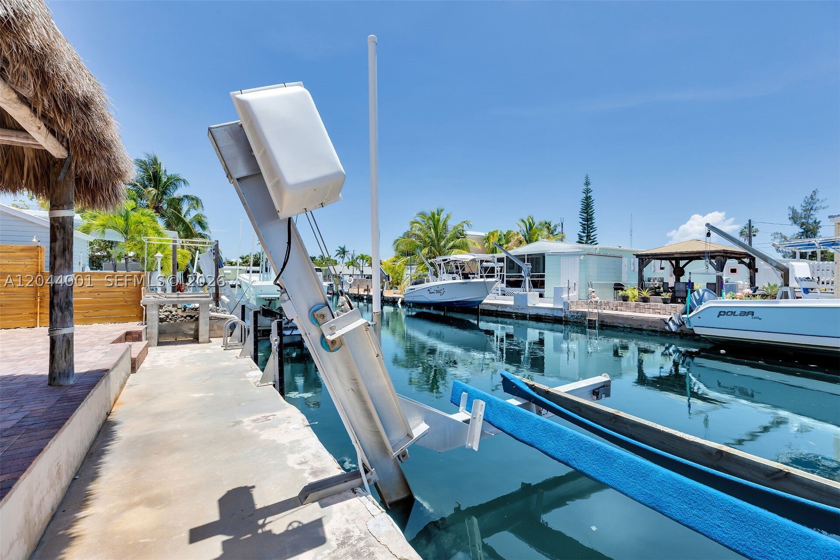 KEY LARGO TRAILER VILLAGE - Residential